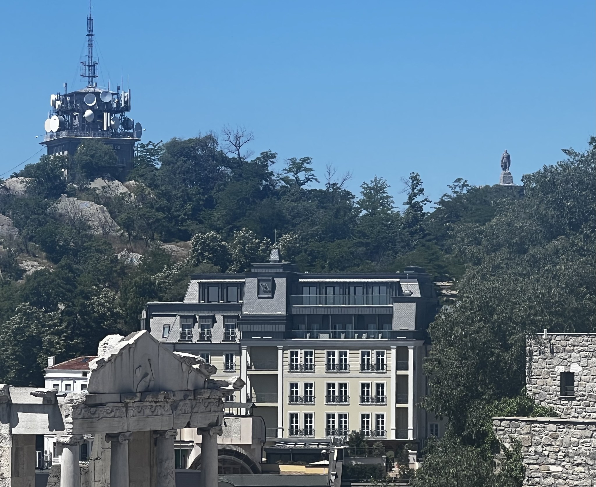 ХОТЕЛ ВИЗУАЛИЗА - ПЛОВДИВ.jpg