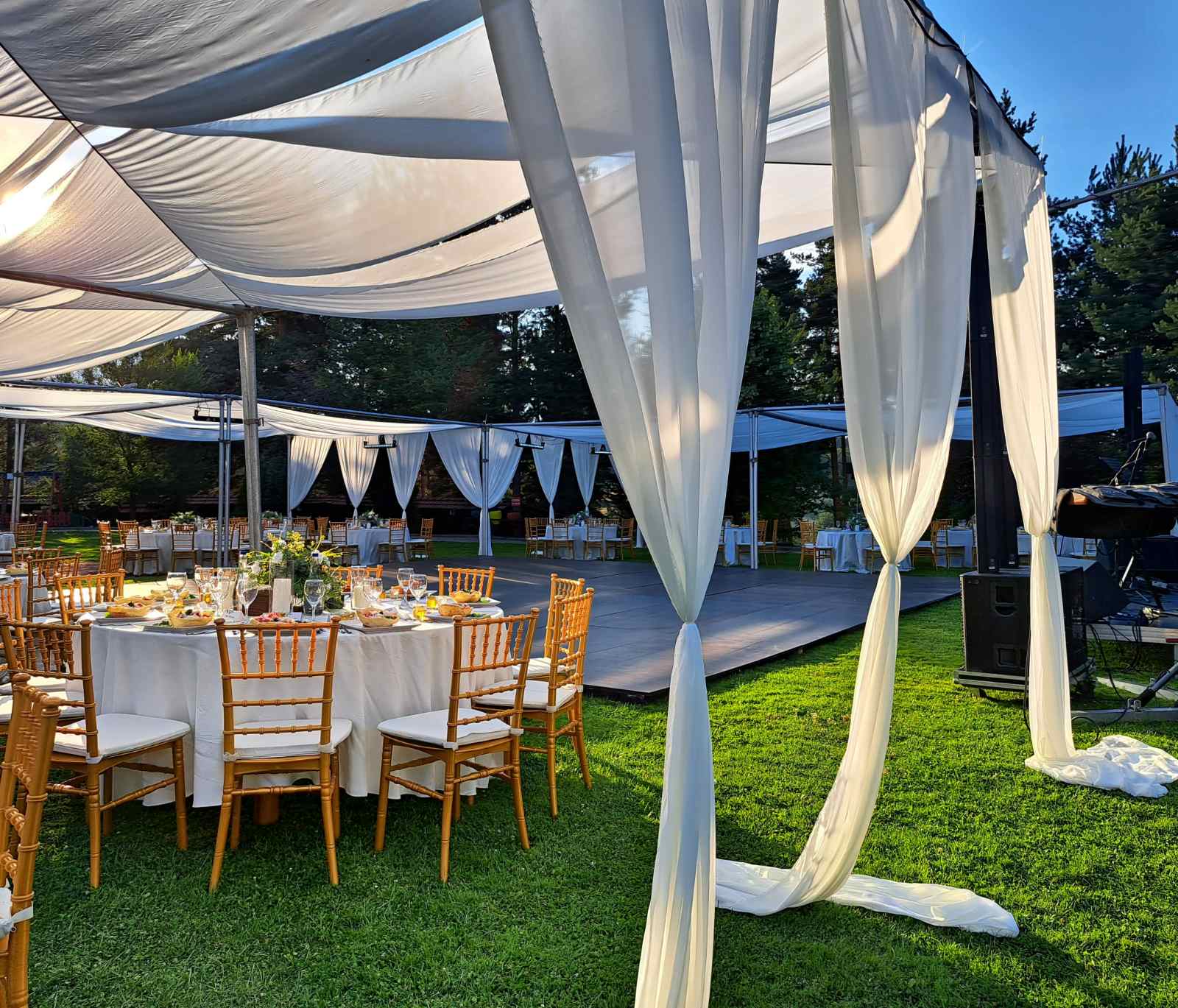 АУРОРА РЕСОРТ БЕРОВО - СВАТБИ.jpg