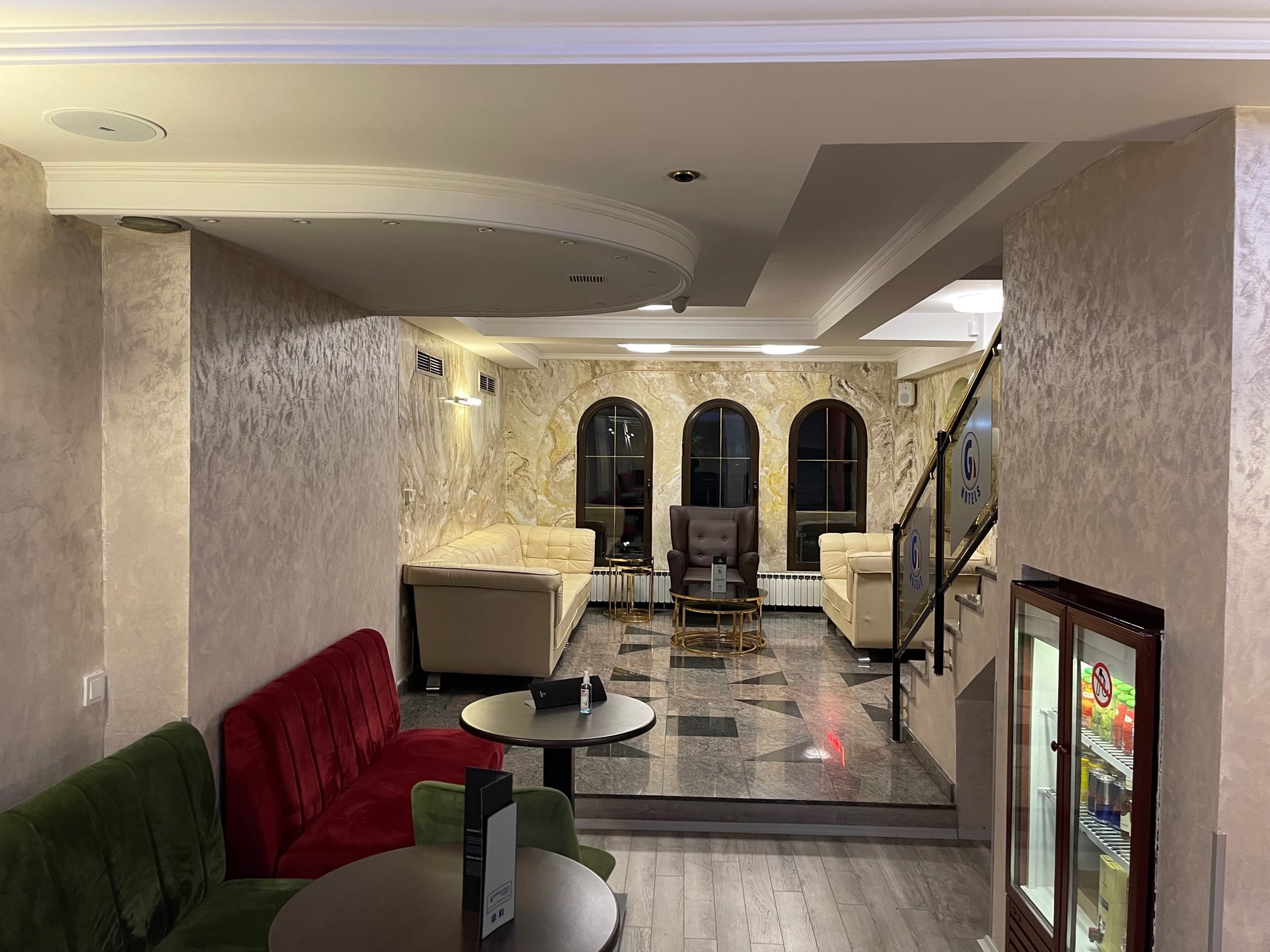 Г ХОТЕЛ РЕЦЕПЦИЯ.jpg