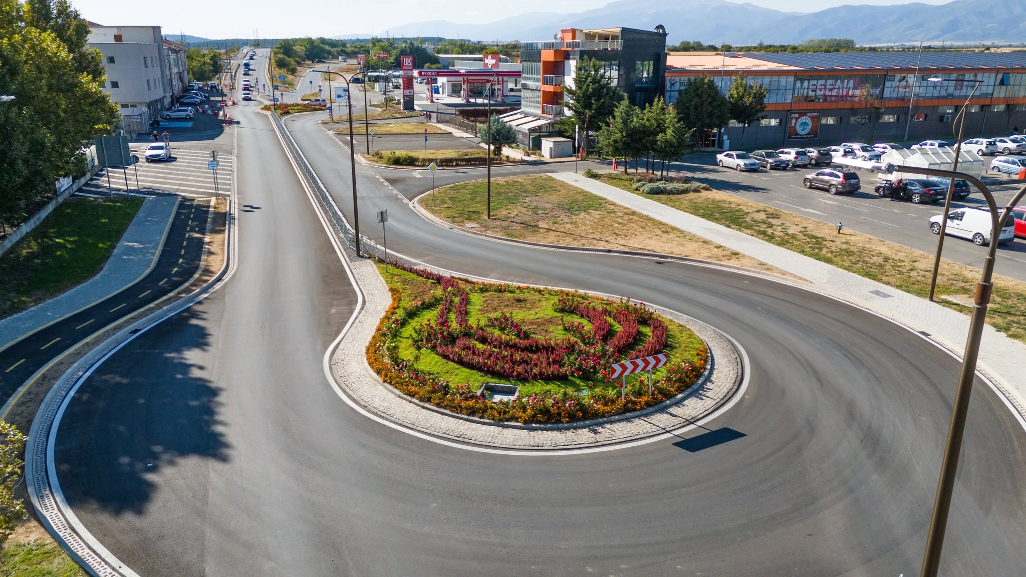 КАЗАНЛЪК - НОВ ПЪТ.jpg