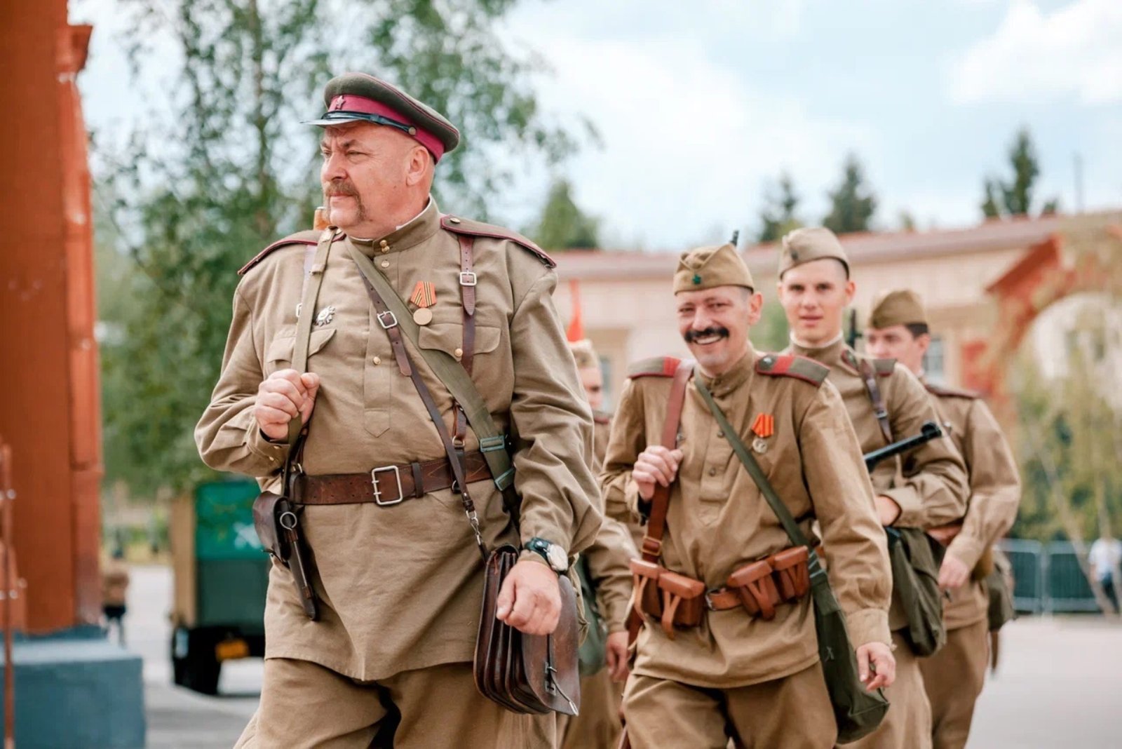 46-и пехотен Добрички полк с впечатли и с отличната си строева подготовка.jpg