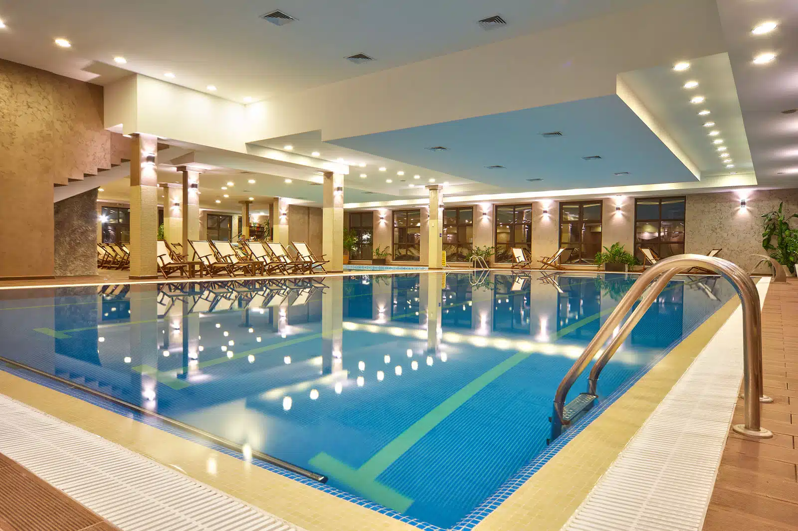 Indoor-Swimming-pools-4.png