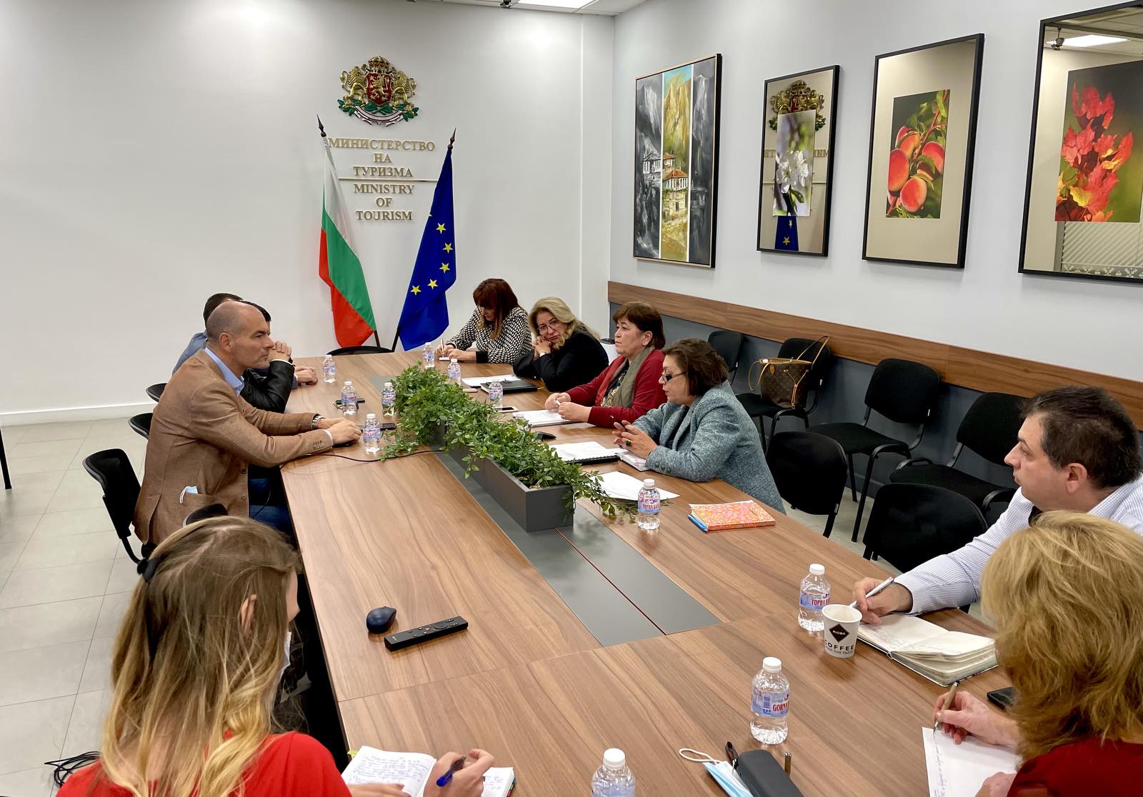 Спешни действия на Министерство на туризма (3).jpg