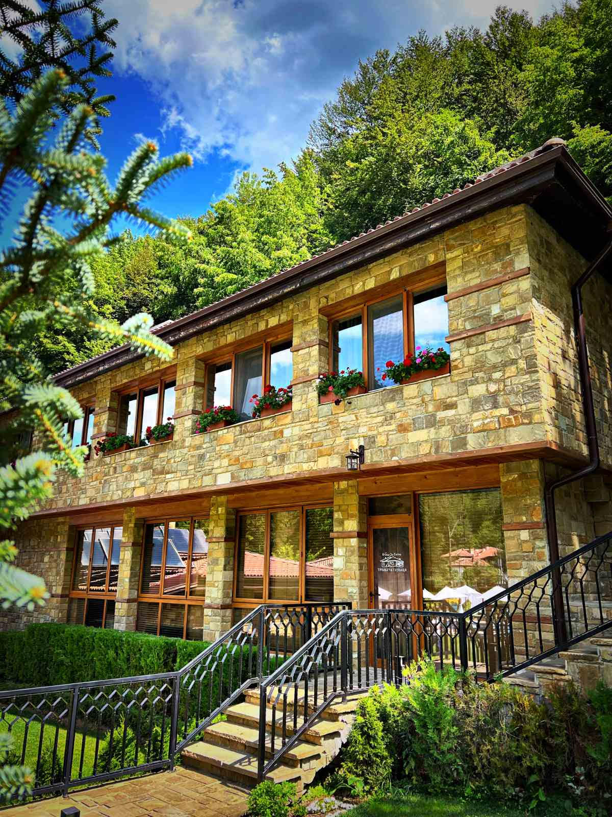 КЪЩА ЗА ГОСТИ.jpg